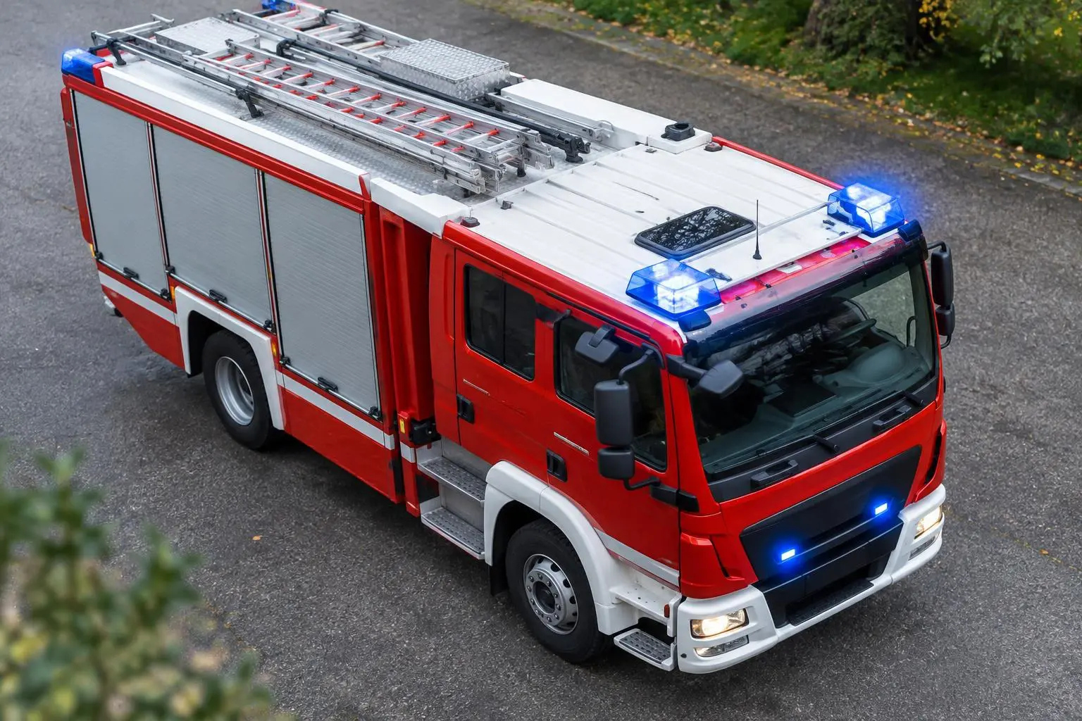 Motorradfahrer bei Unfall mit Pkw verletzt