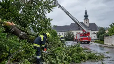 Sturmfront über Kremsmünster: Massive Schäden