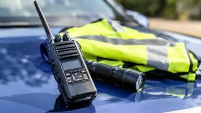 Zwei Lenker bei Unfall mit drei Pkw auf B63 bei Riedlingsdorf verletzt