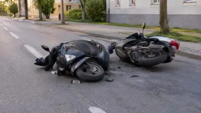 Zwei Mopedlenker in Kematen am Innbach verletzt
