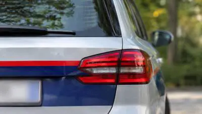 32-Jähriger nimmt Sohn ungesichert auf Motorfahrrad in Wels mit