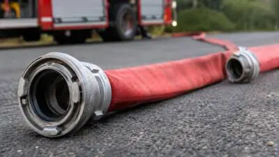 Auto brennt auf der A11 Richtung Slowenien