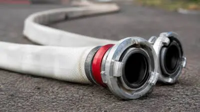 Brand in Stahlzylinder in Molln nach wenigen Minuten unter Kontrolle