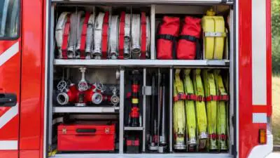 Feuerwehr Maria Schmolln löscht Wiedhaufen nahe Bucheck