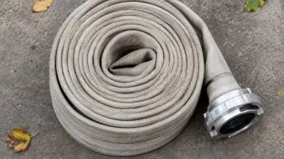 Feuerwehren beenden Einsatz nach Böschungsbrand in Grafenegg