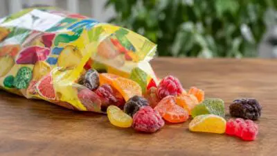 Hofer ruft vegane Fruchtgummis wegen möglicher Metallstücke zurück