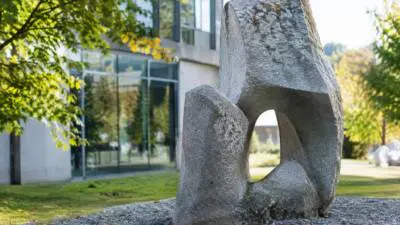 Land würdigt Bildhauer Franz Xaver Ölzant und sein Werk