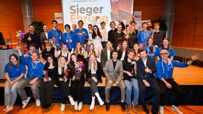 43 Lehrlinge entwickeln beim Kärntner Hackathon 18 Apps