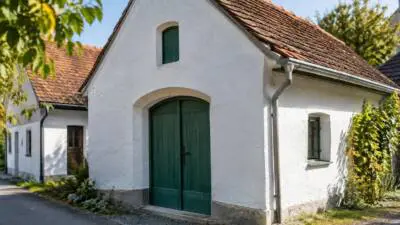 Niederösterreich ehrt 19 sanierte Presshäuser mit Plaketten