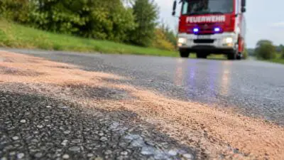 Ölspur auf der B38 reicht von Zwettl an der Rodl bis Vorderweißenbach