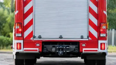 Pkw landet in Euratsfeld nach Abkommen von der L89