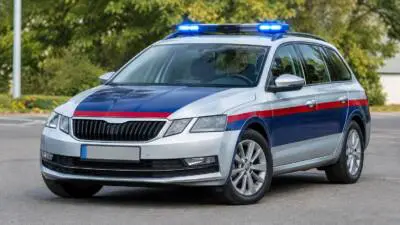 Polizei hält zwei Männer nach Einbruchsversuch in Neusiedl am See an