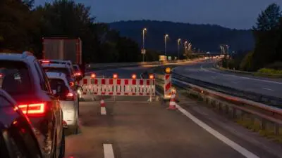 S37 zwischen St. Veit und Maria Saal nachts gesperrt
