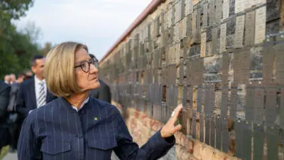 Gedenkort in Mauer zeigt Namen von 2.848 NS-Medizinopfern