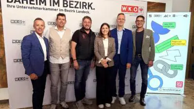 Jugendliche probieren beim Berufs-Festival in Landeck Berufe aus