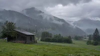 Wetter in Tirol am Mittwoch: Kräftiger Regen, bis 22 Grad