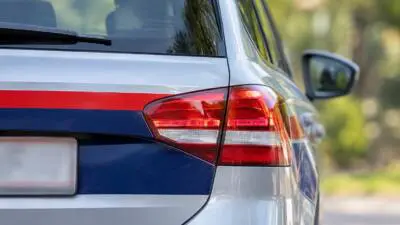 Zwei Buben bei getrennten Unfällen im Bezirk Lend verletzt