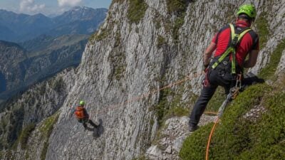 83-jähriger Wanderer in Grünau im Almtal per Tau gerettet