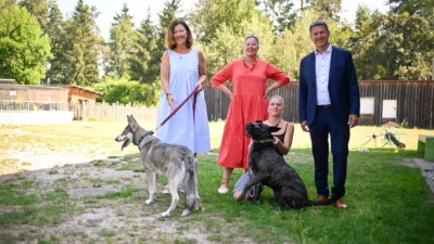 Fellner besucht TierschutzKompetenzzentrum Kärnten in Klagenfurt