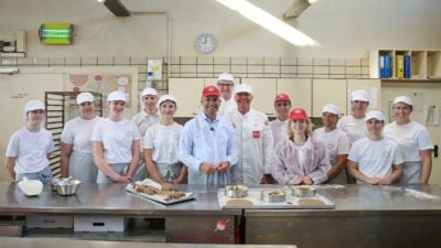 14 Lehrberufe modernisiert, 10 Millionen für Lehre mit Matura