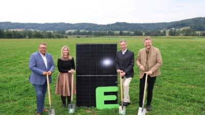 Spatenstich für Photovoltaik-Park in Feiting