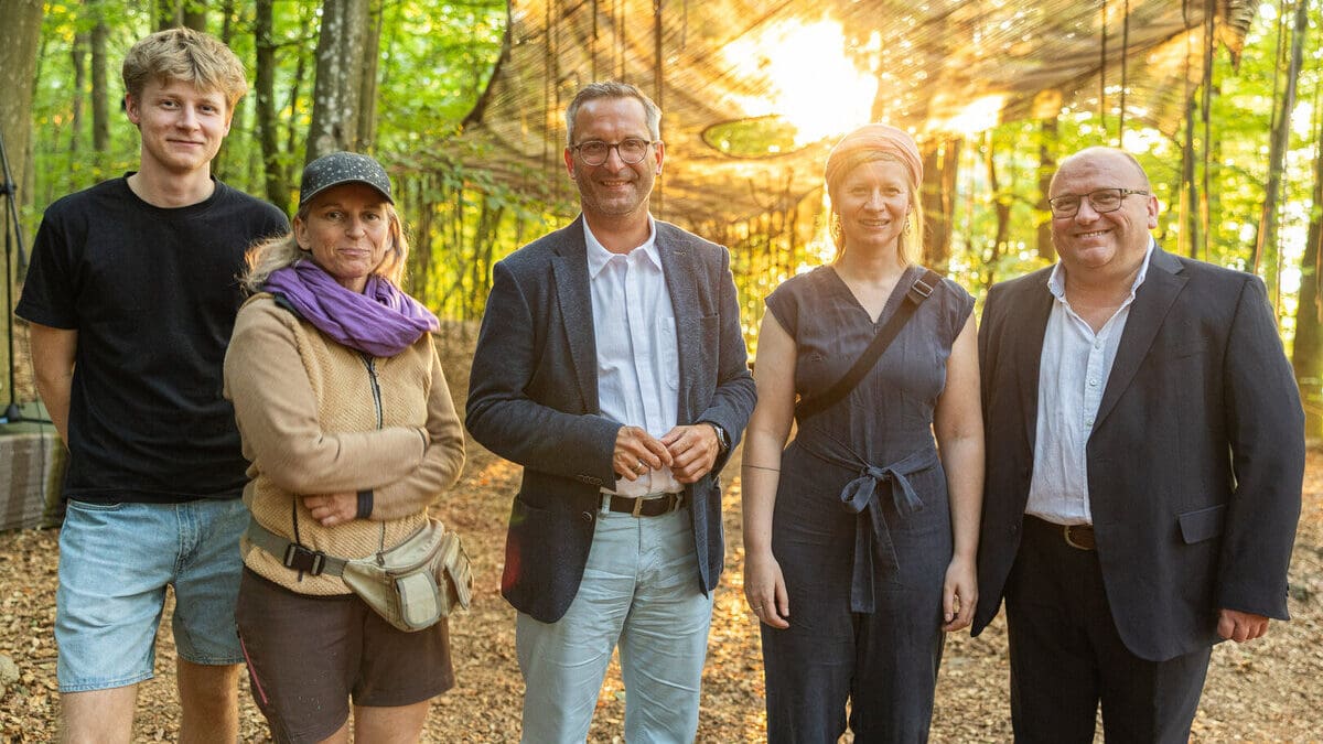 Open-Air-Theater „WALD*“ läuft bis 23. August beim Gustav-Mahler-Komponierhäuschen