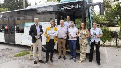Neuer Folder erklärt barrierefreie Busnutzung in Klagenfurt