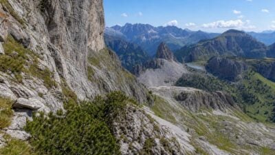 Dolomiten: Ärztin und verletzte Bergsteigerin stürzen ab