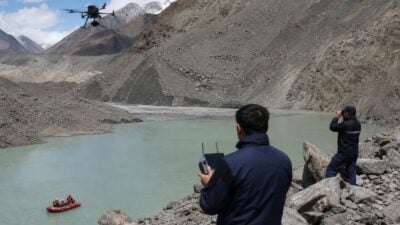 Erdrutsch staut neuen See im Himalaya auf