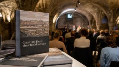 „Glanz und Elend einer Residenzstadt“ wird in Innsbruck präsentiert