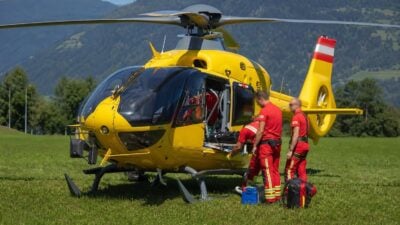 Neunjährige stürzt in Schöder vom Pferd und verletzt sich schwer