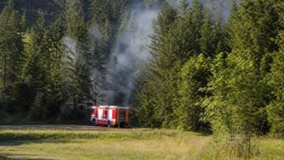 Nicht gemeldetes Zweckfeuer zwischen Brixen und Westendorf gelöscht