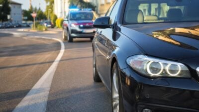 Pkw gerät in Feistritz auf Gegenfahrbahn