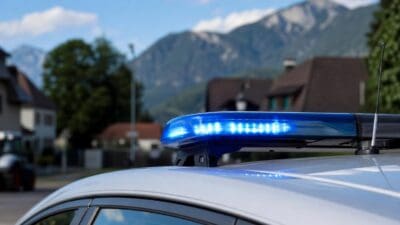 Polizei stellt Indoor-Anlage sicher