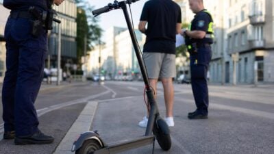 Polizistin bei E-Scooter-Kontrolle in Wien verletzt