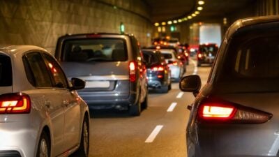 Roppener Tunnel nach Auffahrunfall rund eine Stunde gesperrt