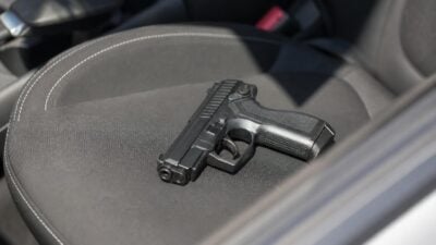 Steyregg: Polizei stellt Schreckschusspistole sicher