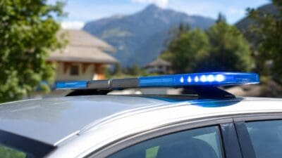 Zwei Verdächtige nach Schmuckdiebstahlversuch festgenommen