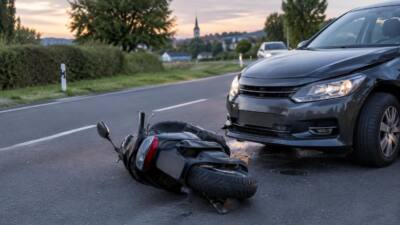 17-jähriger Mopedlenker bei Kollision in Seekirchen verletzt