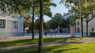 38-Jähriger am Europaplatz mit Messer verletzt
