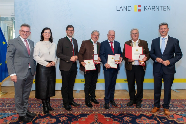 Große Goldene Ehrenzeichen für drei ehemalige Bürgermeister