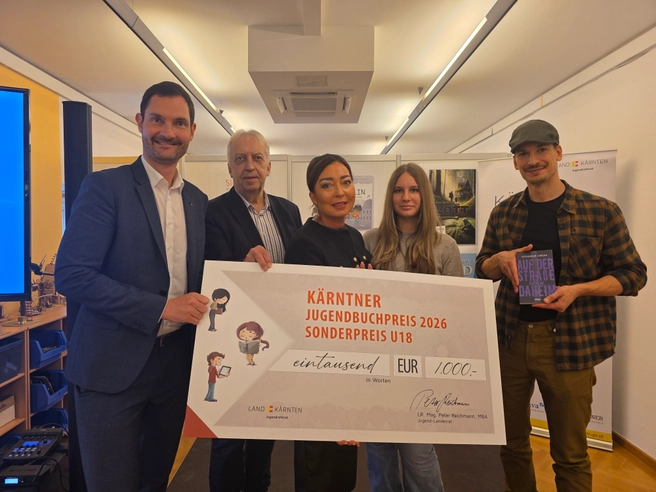 Klagenfurt: Kärntner Jugendbuchpreis geht an Alexander Cimzar