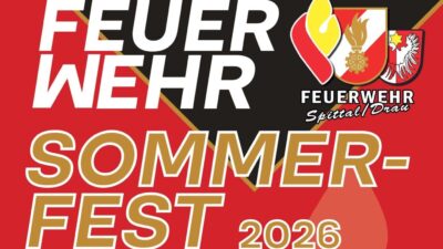 Farbenfrohes Plakat mit der Aufschrift Feuerwehr Sommerfest 2026 und einem roten Einsatzfahrzeug der Feuerwehr Spittal an der Drau