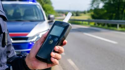 Alkoholisierter Klein-Lkw mit Gefahrgut bei Ansfelden gestoppt