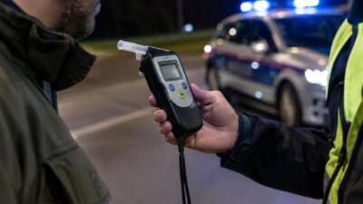 Alkolenker mit 1,40 Promille auf A7 bei Dornach angehalten