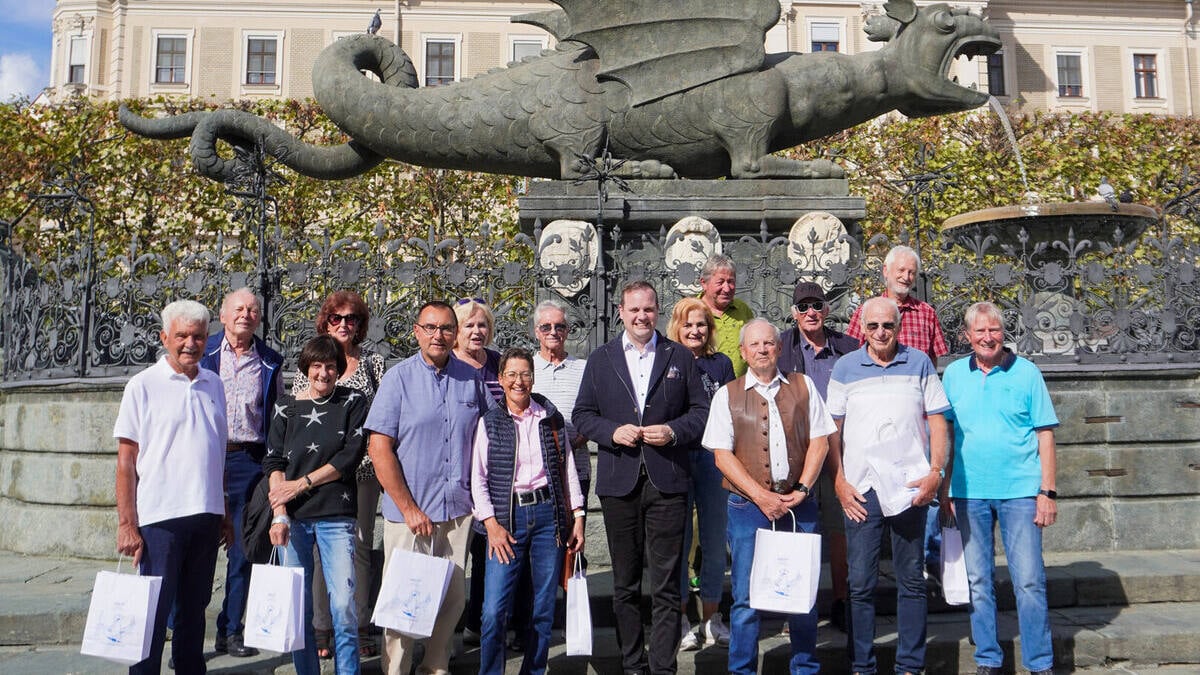 Tennisdelegation aus Dachau besucht Klagenfurter Rathaus