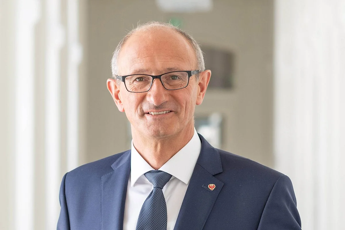 Mattle fordert Preisprüfung für Diesel und Super 95 in Tirol