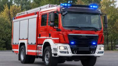 Drei Feuerwehren werden nach Unfall auf der B145 alarmiert
