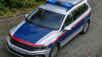 Drei Menschen werden bei Pkw-Kollision in Lustenau verletzt