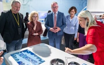 MS Wissenschaft zeigt Medizin der Zukunft in Niederösterreich